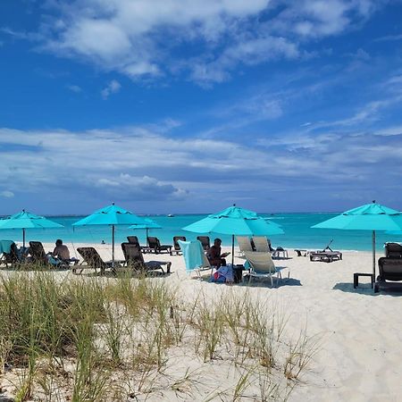 Sibonne Beach Hotel Grace Bay Exterior foto