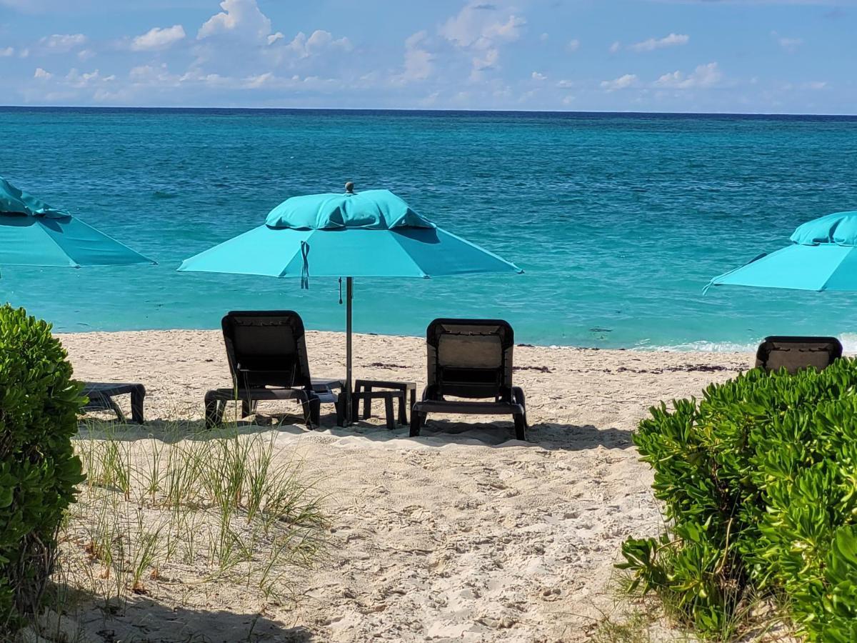 Sibonne Beach Hotel Grace Bay Exterior foto